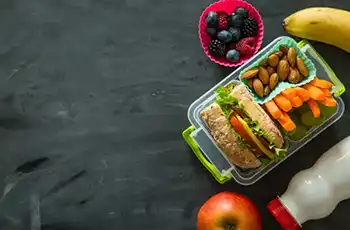 Healthy School Lunchbox Hacks Stress Free Meal Prep for Busy Parents blog article main image.
